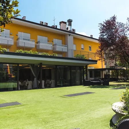 公寓 Campagnola Piano Terra Con Giardino Privato *