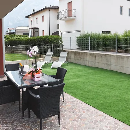 Campagnola Piano Terra Con Giardino Privato 公寓 *